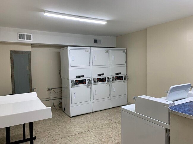 Building Photo - 201 E College Blvd