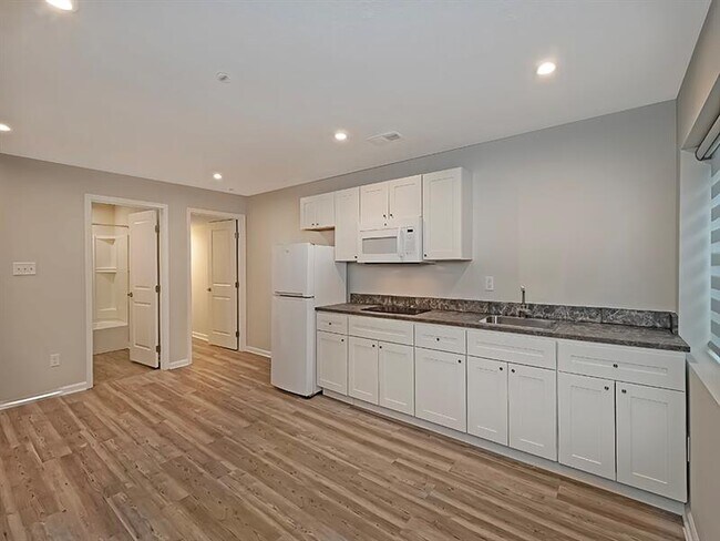 Building Photo - 117 Melinda Ct