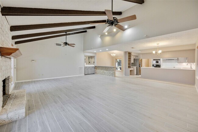 Building Photo - 21214 Park Bend Dr