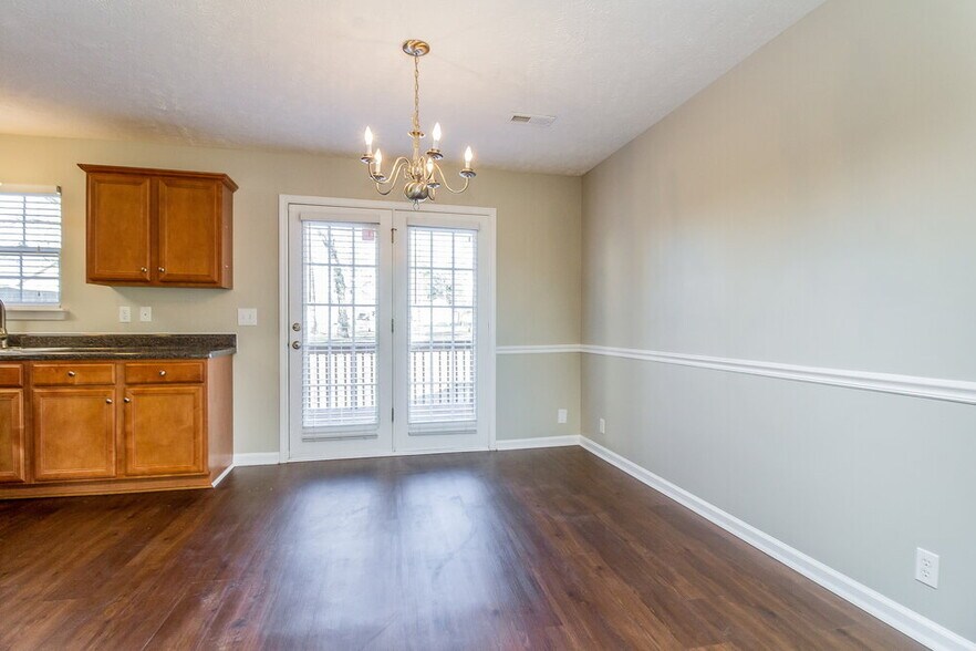 Building Photo - 315 Slippery Rock Dr