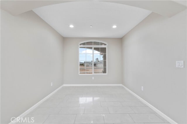 Building Photo - 8104 Corona Ave