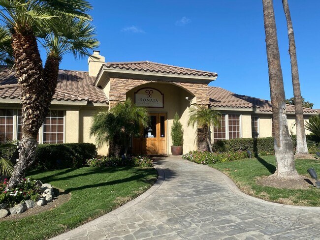 Building Photo - Sonata @ Canyon Crest