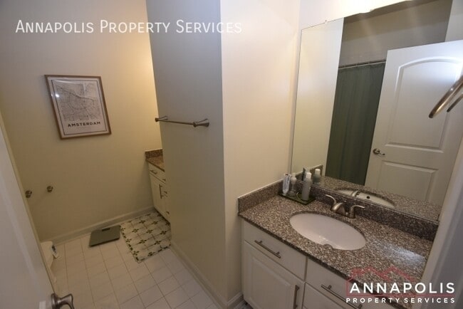 Building Photo - 227 Treyburn Wy