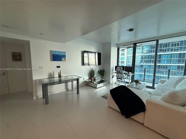 Building Photo - 1300 S Miami Ave
