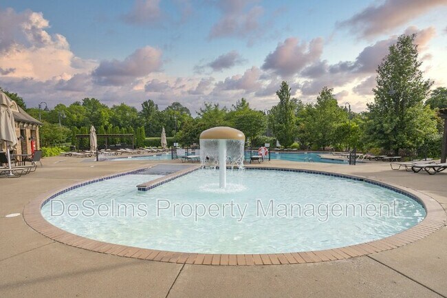 Building Photo - 3866 Somers Ln
