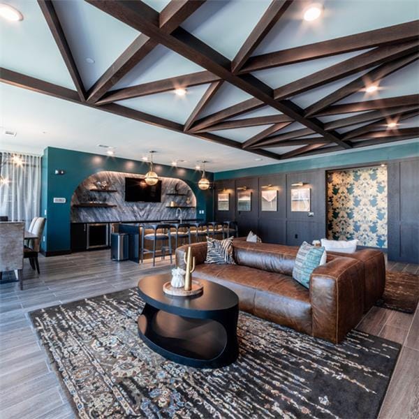 Building Photo - 1300 W 5th St