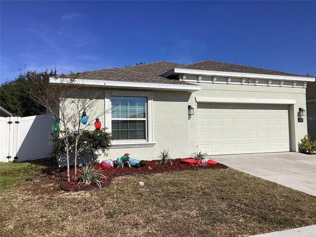 Building Photo - 260 Pershing St