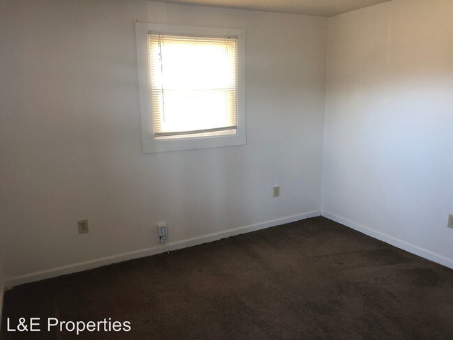Building Photo - 2 br, 1 bath House - 912 N Morris Street
