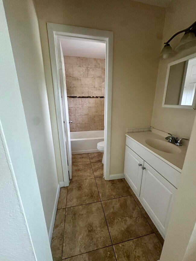 Building Photo - 5614 Blueberry Ct