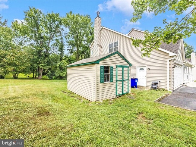 Building Photo - 18818 Liberty Mill Rd