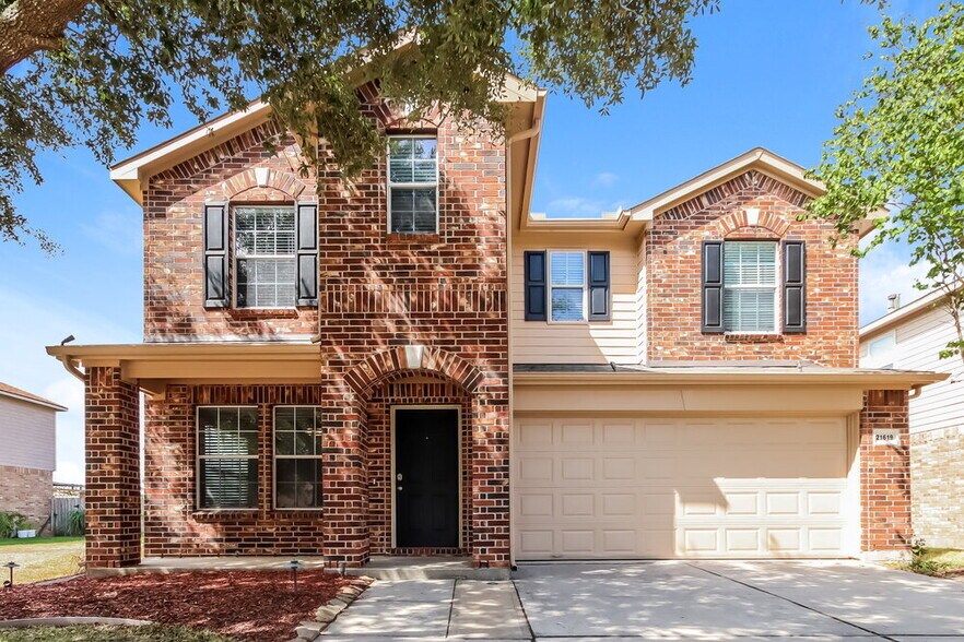 Primary Photo - 21619 Kingston Terrace Ln