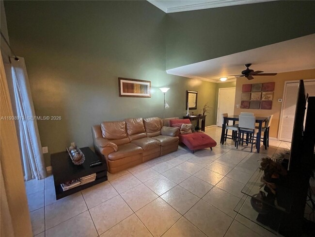 Building Photo - 9711 Fontainebleau Blvd