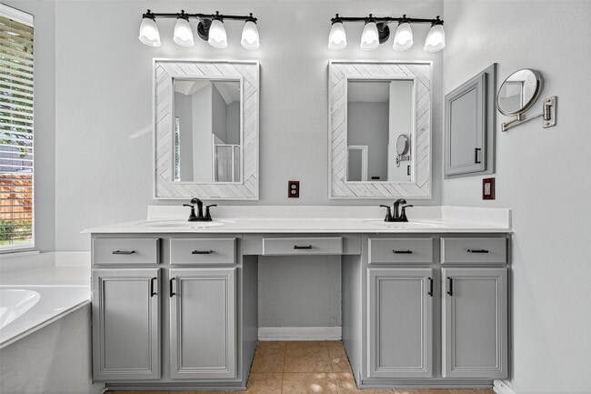 Building Photo - 27210 Sable Oaks Ln