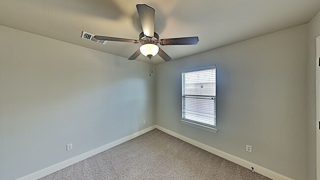 Building Photo - LUXURY 4 Bedroom 2.5 Bathroom Home in Lone Oak Lakes Deer Creek Schools- Gated Community