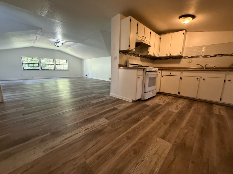 Building Photo - 6104 Pisgah Rd SW