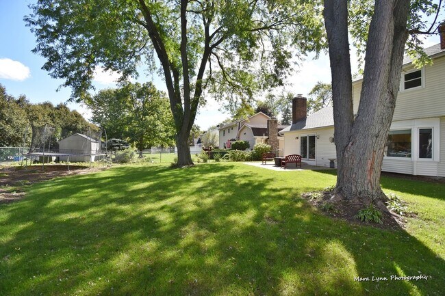 Building Photo - 9 S Northampton Dr