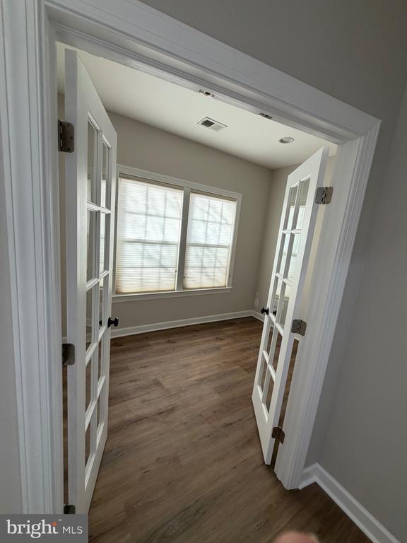 Building Photo - 7704 Water St