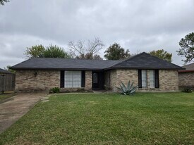 Building Photo - 12315 Barbizon Dr