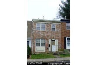 Building Photo - 16565 Sherwood Pl