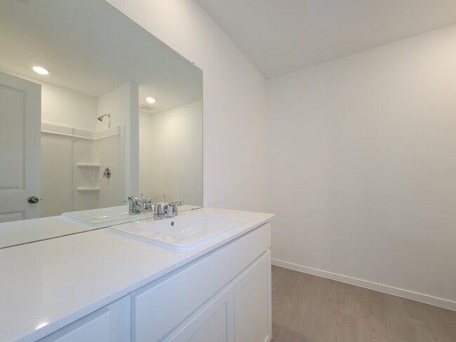 Building Photo - 25588 Rose Creek Dr