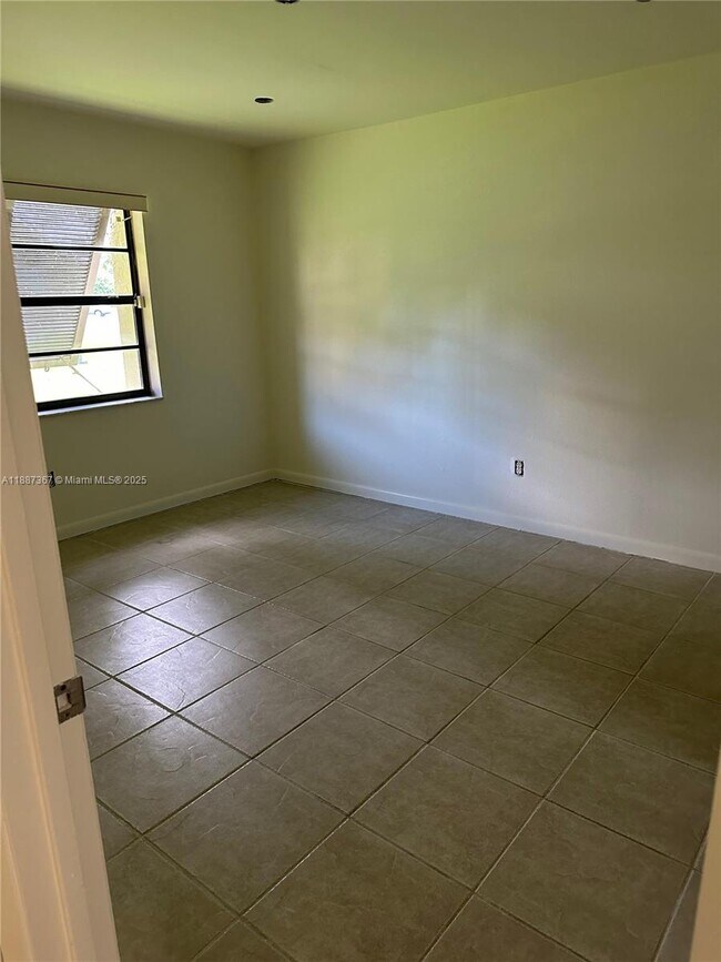 Building Photo - 7955 SW 86th St