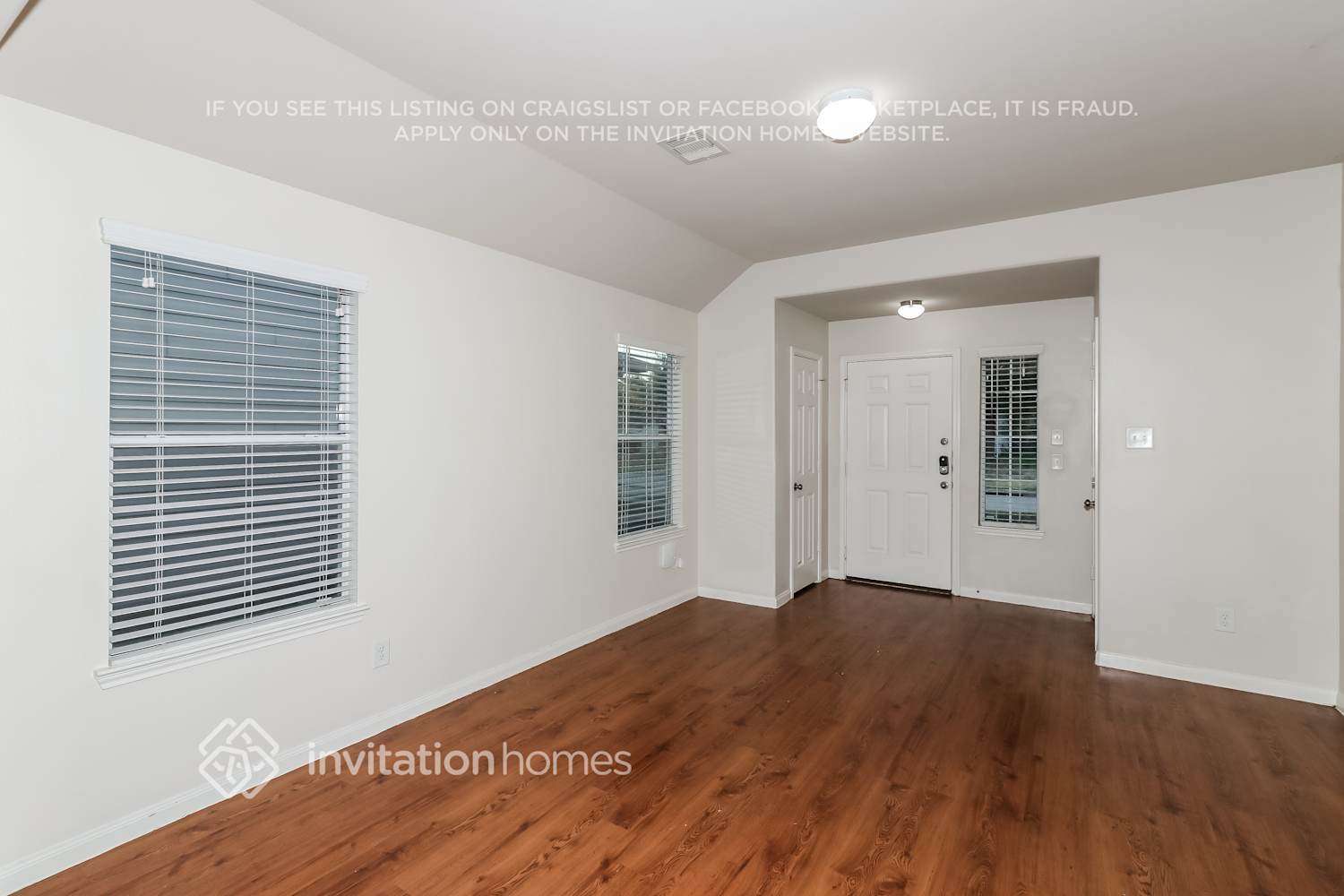 Building Photo - 18731 Dennington Dr