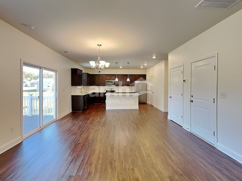 Building Photo - 164 Hazel Pk Dr