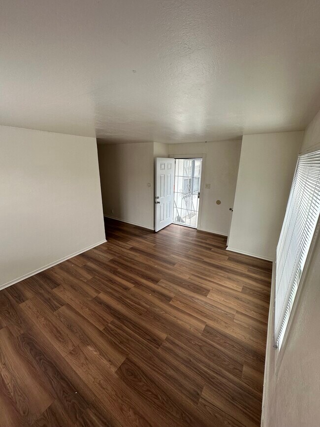 Building Photo - 2019 167th Ave