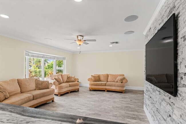 Building Photo - 11240 7th St E