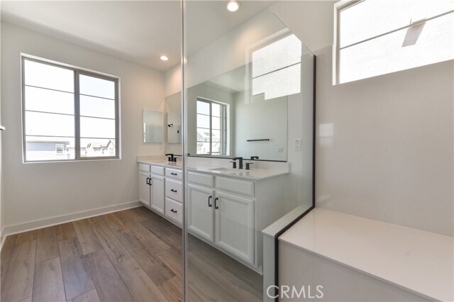 Building Photo - 162 Pattern