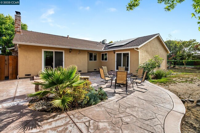 Building Photo - 3158 Randick Ct