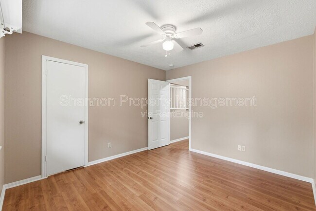 Building Photo - 12635 Ivyforest Dr