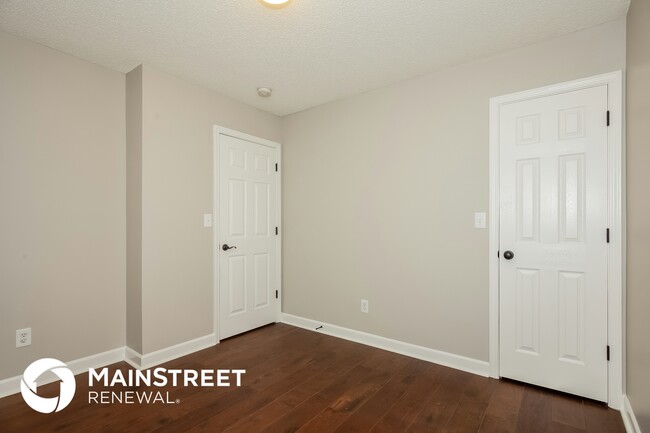 Building Photo - 4346 Fescue Pl SW