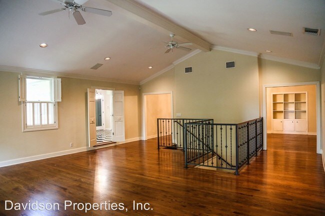 Building Photo - 4 br, 4 bath House - 730 Corona