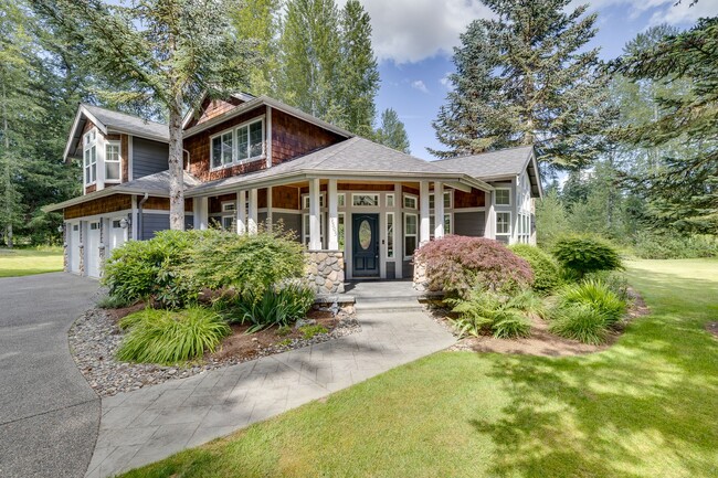 Building Photo - Prestigious Bothell Home on almost 3 Acres!