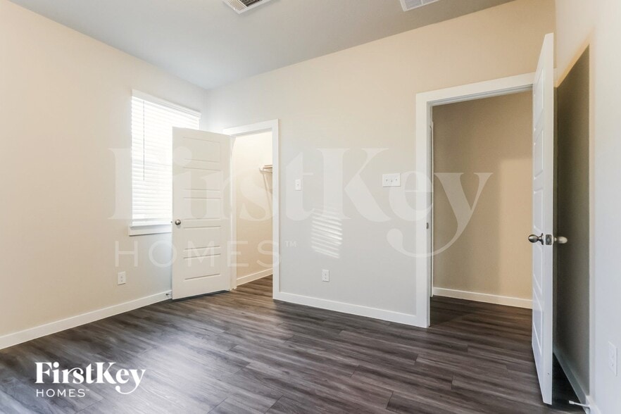 Building Photo - 18427 Idyllic Aly