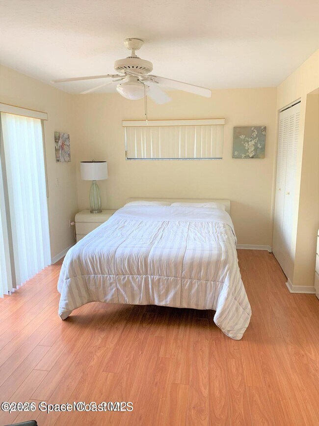 Building Photo - 3291 River Villa Way