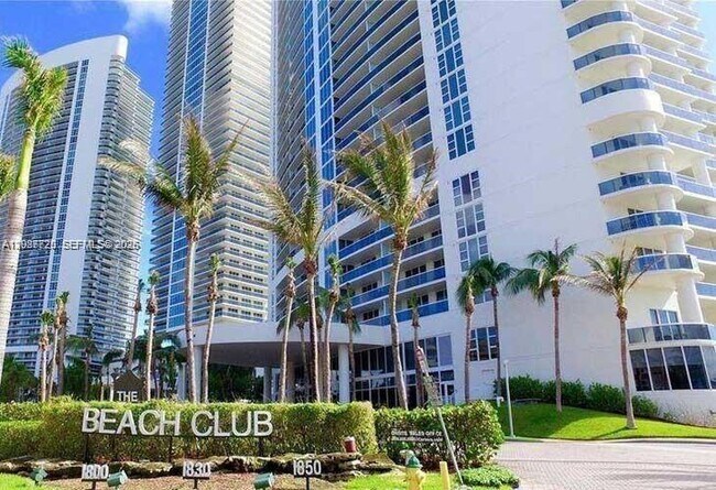Building Photo - 1800 S Ocean Dr