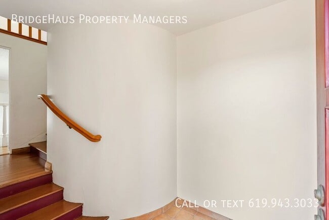 Building Photo - 4739 Hillcrest Ave