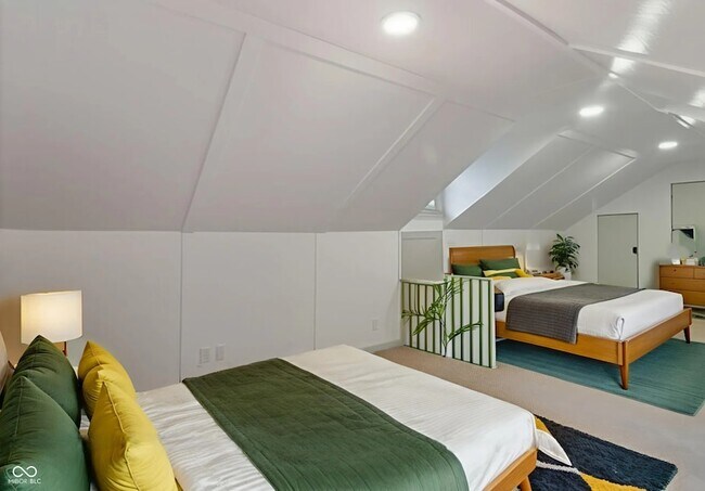 Building Photo - 615 N Grant Ave