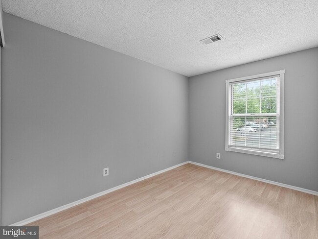 Building Photo - 1109 Huntmaster Terrace NE