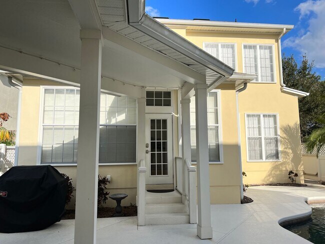 Building Photo - 204 Reserve Place