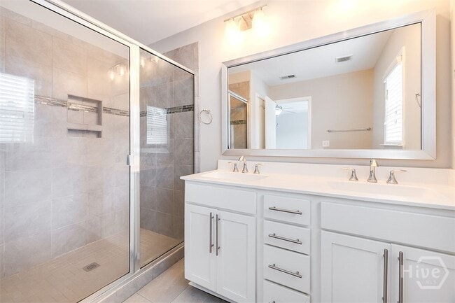 Building Photo - 345 Sonoma Dr