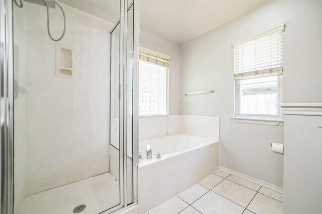 Building Photo - 3630 Spring Canyon Trail