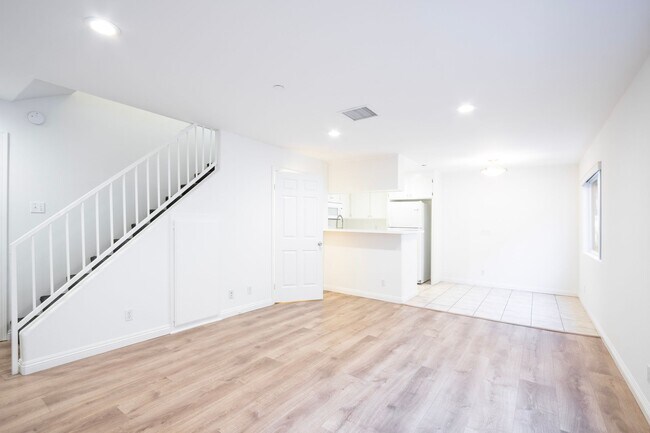 Building Photo - BK Venture 1 LP