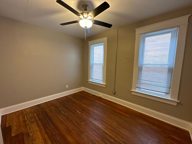 Building Photo - Chittenden Ave 145-147 48K