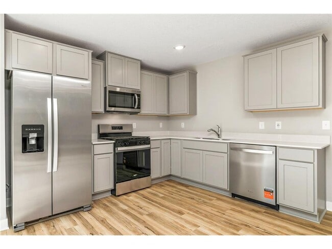 Building Photo - 12709 Ashbury Dr
