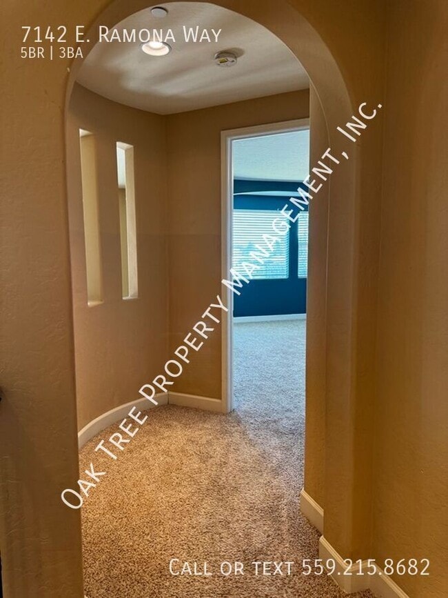 Building Photo - 7142 E Ramona Wy