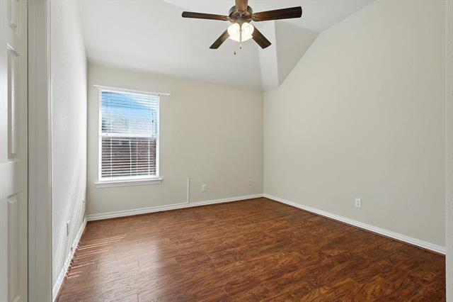 Building Photo - 1706 Mapleleaf Dr