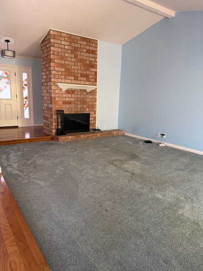 Building Photo - 5447 Anselmo Ct